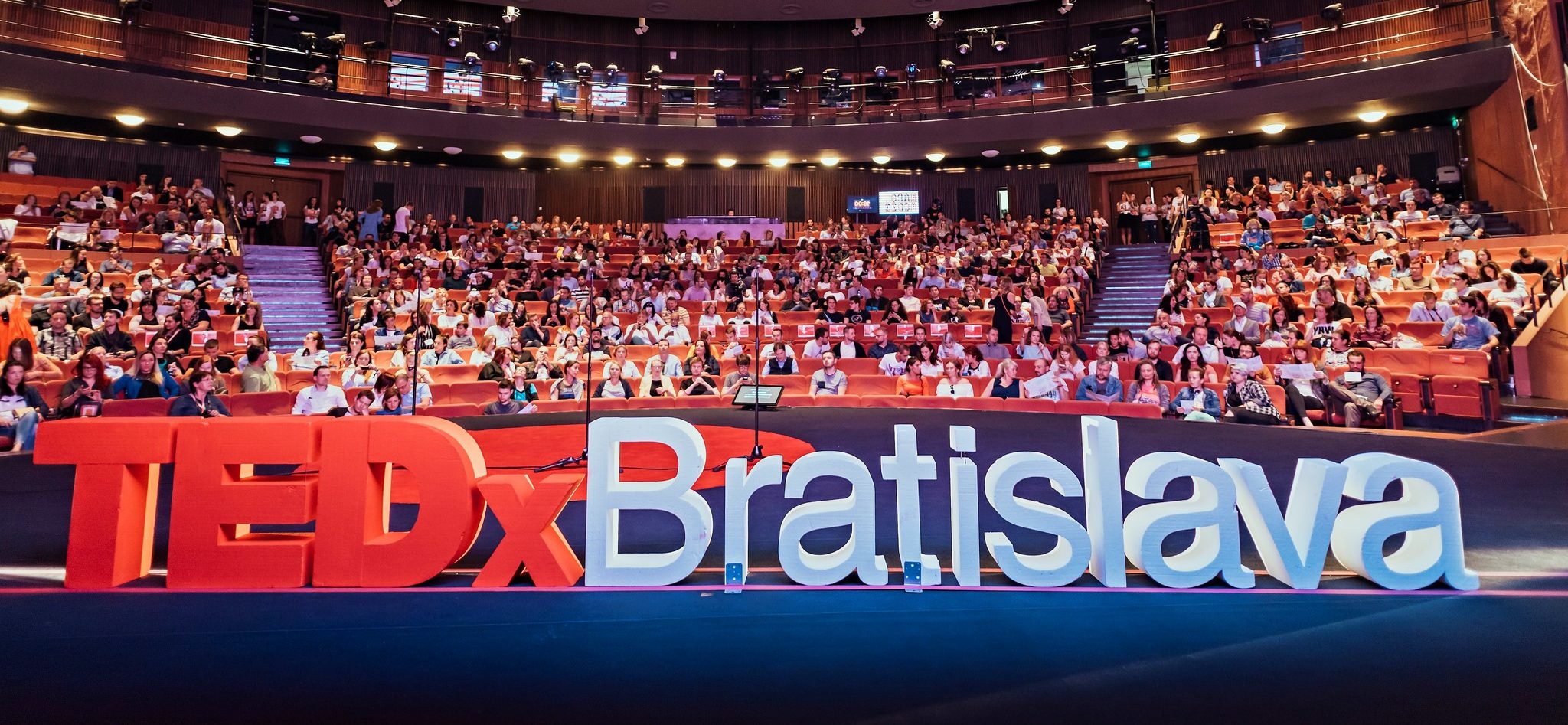 Do Bratislavy priniesol TEDx: Každý má nejaký príbeh, treba ho len objaviť