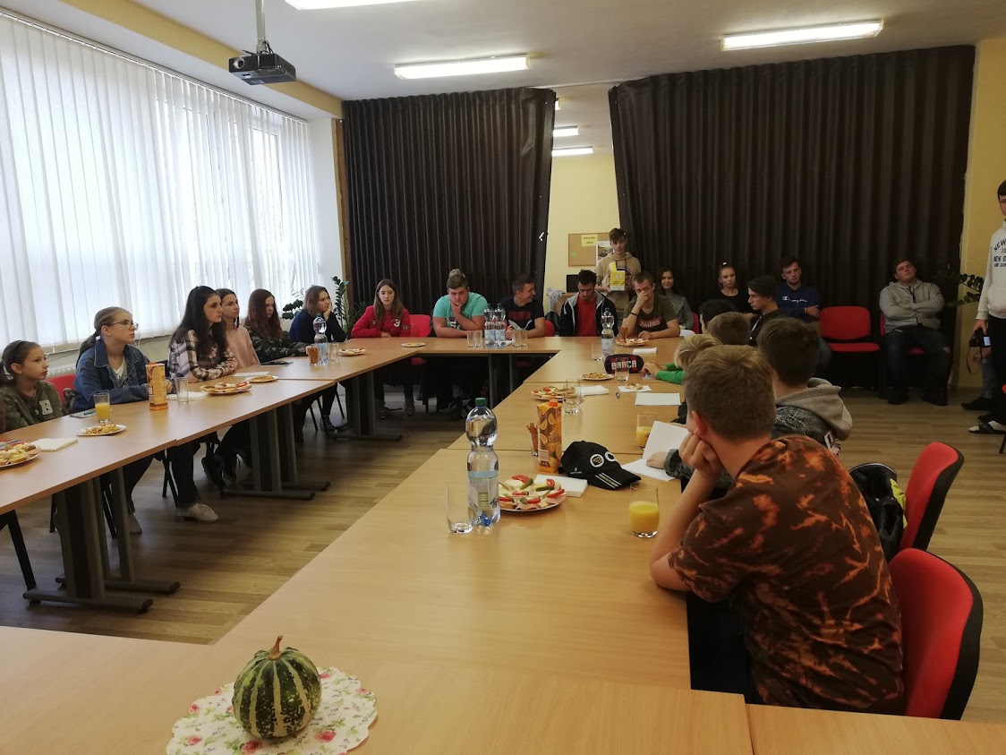 Žiadna zaspatá vidiecka škola: V Pliešovciach učia žiakov podieľať sa nielen na riadení školy, ale aj na samotnej obci