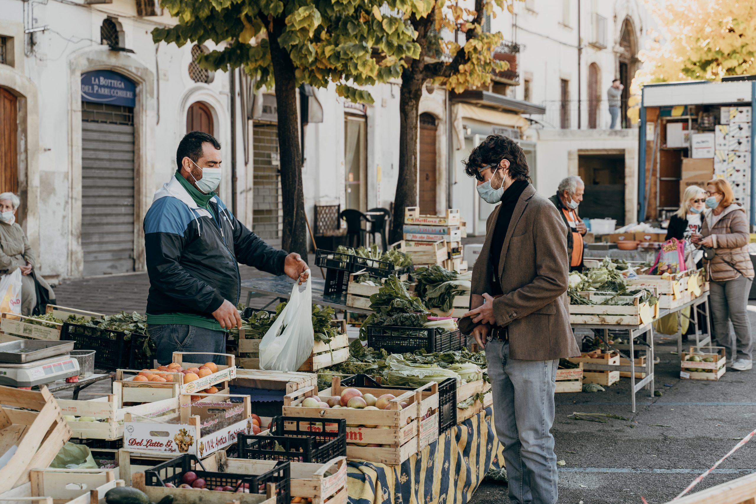 Na Slovensko denne dovezú cez 700 kamiónov s potravinami. Stačilo by sa v jedle zamerať na kvalitu miesto kvantity, hovorí zakladateľka slovenského Slow Food (+podcast)
