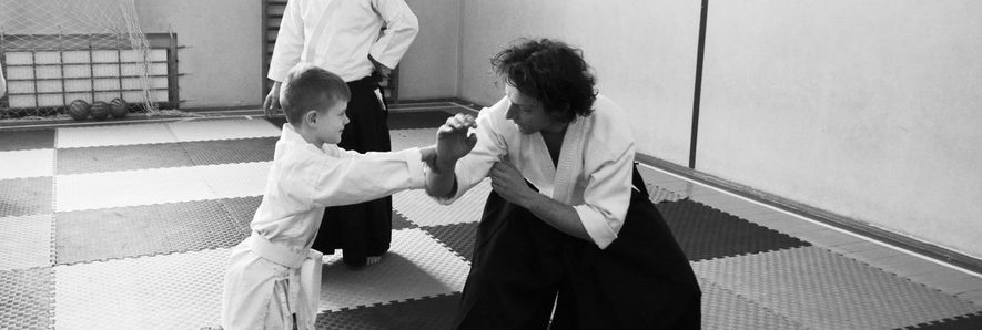 Najväčším umením je vyriešiť konflikt bez nutnosti fyzickej konfrontácie, hovorí tréner bojového umenia aikido