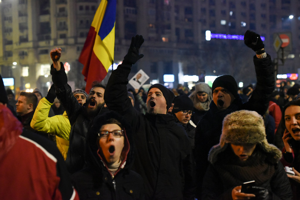 V Rumusku zorganizoval masové protesty proti korupcii. Bez toho, aby normálni ľudia išli do politiky sa však nič nezmení, hovorí