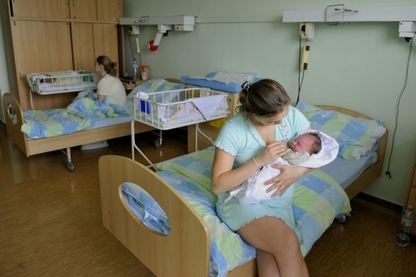 Nadštandardná izba pre šestonedelie v nemocnici na Antolskej. FOTO - unb.sk