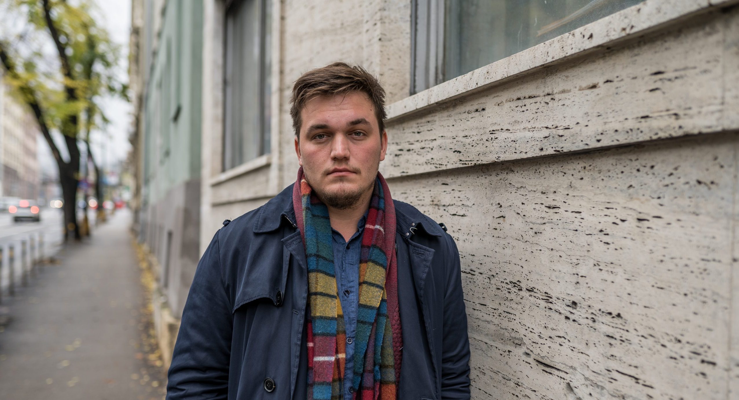 V čase pandémie môžu byť ľudské práva obmedzené, ale musí byť istota, že to nie je natrvalo, hovorí šéf slovenskej Amnesty International Rado Sloboda (+ podcast)